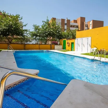 Beautiful Renovated Apartment *