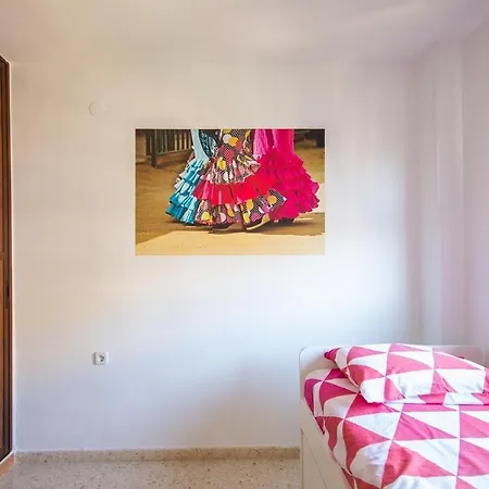 Beautiful Renovated Apartment *